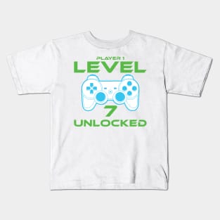 Level 7 Unlocked 7th Birthday Gamer Gift Kids T-Shirt